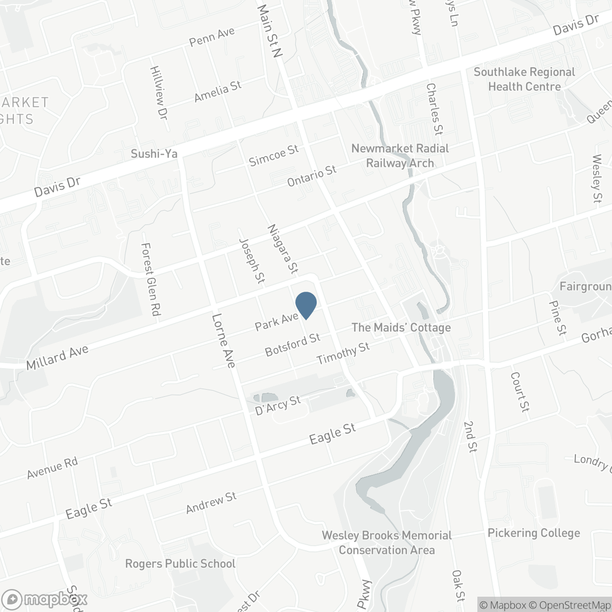 403 PARK AVENUE, Newmarket, Ontario L3Y 1V7